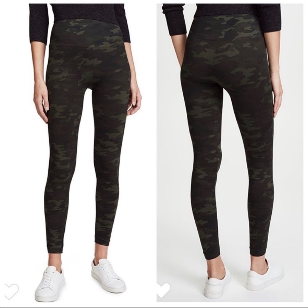 SPANX Look At Me Now Camo Seamless Leggings